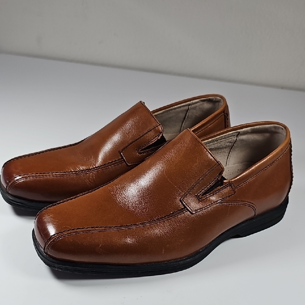 Florsheim Tan Leather Slip-On Loafers Boys Size 2